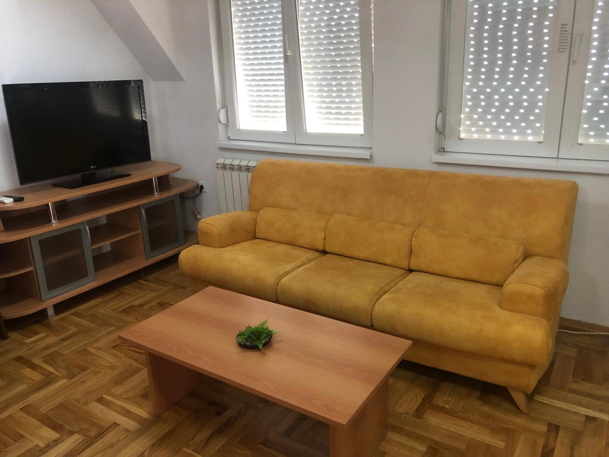 Guest House Sani Skopje Bagian luar foto